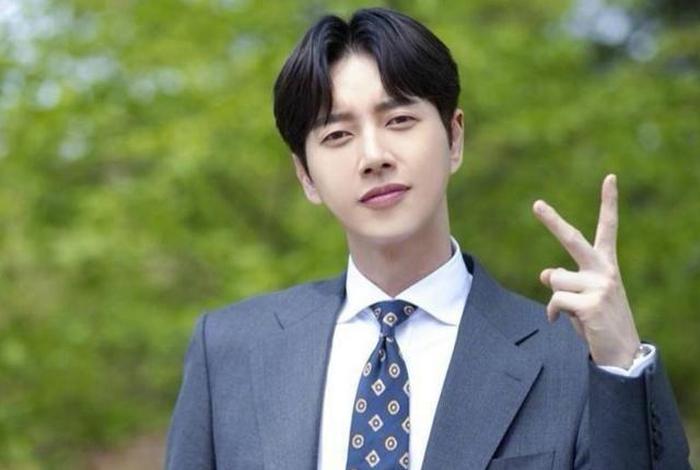 在韩国节目中的中国明星 - 有哪些在韩国出名的中国艺人? 在韩国节目中的中国明星 - 有哪些在韩国出名的中国艺人?