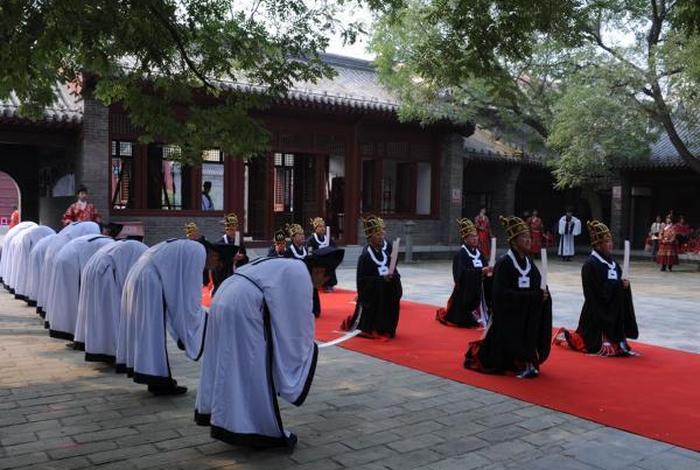 中国祭祀演剧史料，中国的祭典