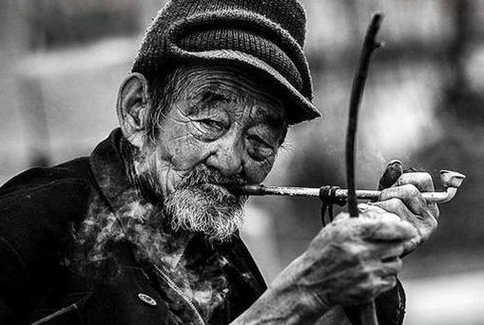 中国历史人物抽烟的人 中国历史人物抽烟的人图片 中国历史人物抽烟的人 中国历史人物抽烟的人图片