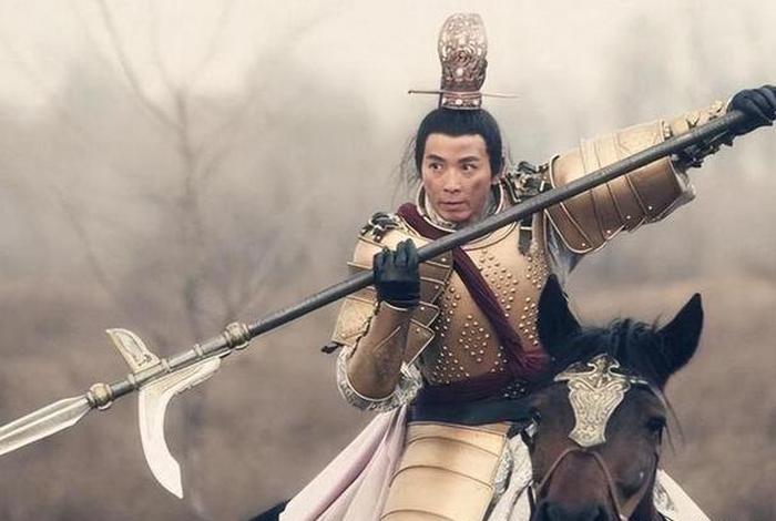 中国历史人物和他们的武器 - 历史人物武器重量排行 中国历史人物和他们的武器 - 历史人物武器重量排行