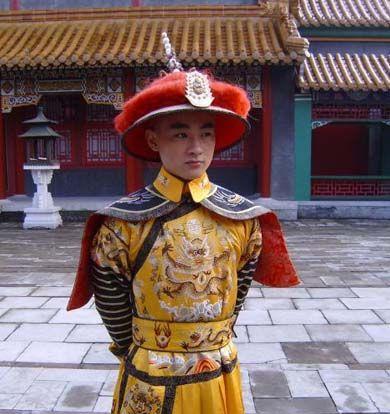 光绪-历史人物同治皇帝的简介 同治与光绪二者之间的关系