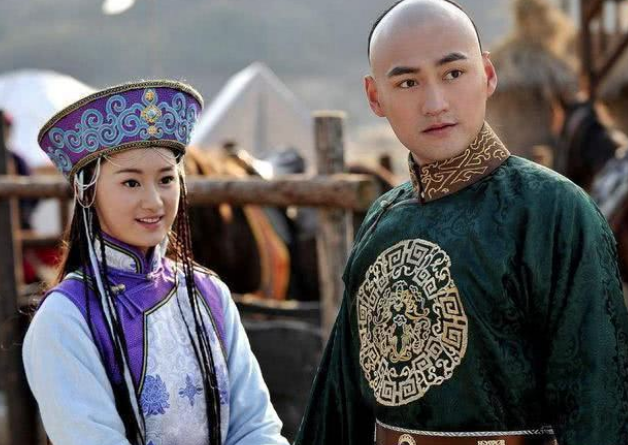 爱新觉罗·弘晳-爱新觉罗·弘晳:被康熙遗命封亲王,却被乾隆幽禁致死 爱新觉罗·弘晳-爱新觉罗·弘晳:被康熙遗命封亲王,却被乾隆幽禁致死