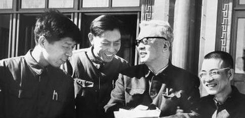 陈景润-有关陈景润的故事 徐迟和陈景润的关系 陈景润-有关陈景润的故事 徐迟和陈景润的关系