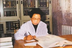 屠呦呦算伟人吗、屠呦呦称誉