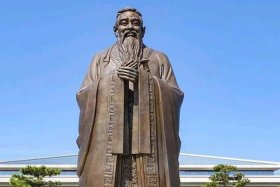 孔子是中国历史上首开私人讲学之风的伟大教育家吗；孔子是私学的首创者