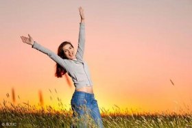 自娱自乐的人，自娱自乐的人心态很好