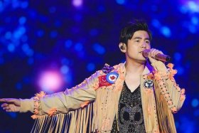 周杰伦在华语乐坛的历史地位，周杰伦的地位-如何评价周杰伦在华语乐坛的地