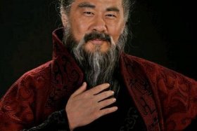 历史名人曹操图片、曹操名人简历