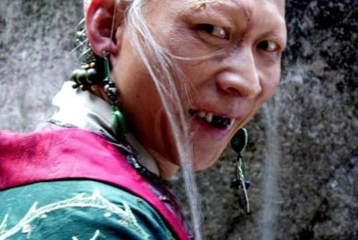 历史上长得丑的名人（长的丑的名人都有谁）