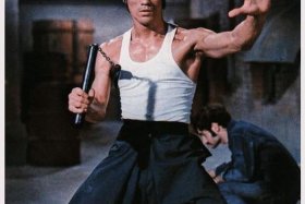 打入好莱坞第一个中国巨星，第一个进入好莱坞的中国巨星