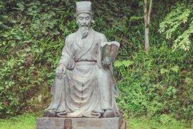 中国历史上第一位女诗人 中国历史第一位女诗人 朱熹