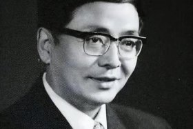 钱学森人物简笔画 钱学森人物简笔画图片