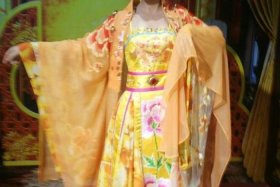 中国古代四大美女的蜡像 - 中国古代四大美女的蜡像是谁