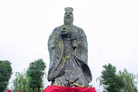 历史名人范蠡，历史名人范蠡雕像在哪