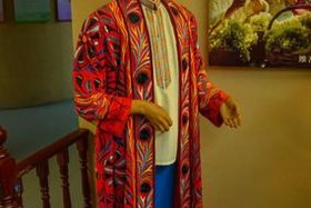 新疆古代人物蜡像定制，新疆的雕像