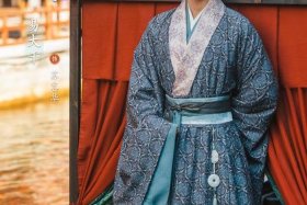 度华年人物简介；什么叫度化人,什么意思？