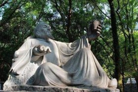 历史上不得志的名人；不得志的文人