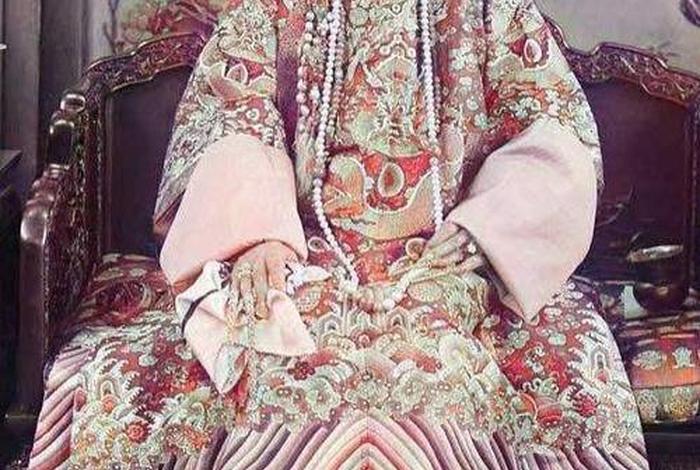 慈禧是中国人的罪人吗 慈禧是清朝的罪人吗