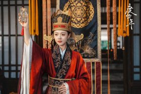 度华年中的人物（度华年诗句）