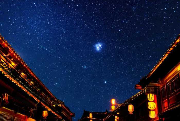 繁星璀璨的中国歌词、繁星璀璨的中国歌词含义 繁星璀璨的中国歌词、繁星璀璨的中国歌词含义