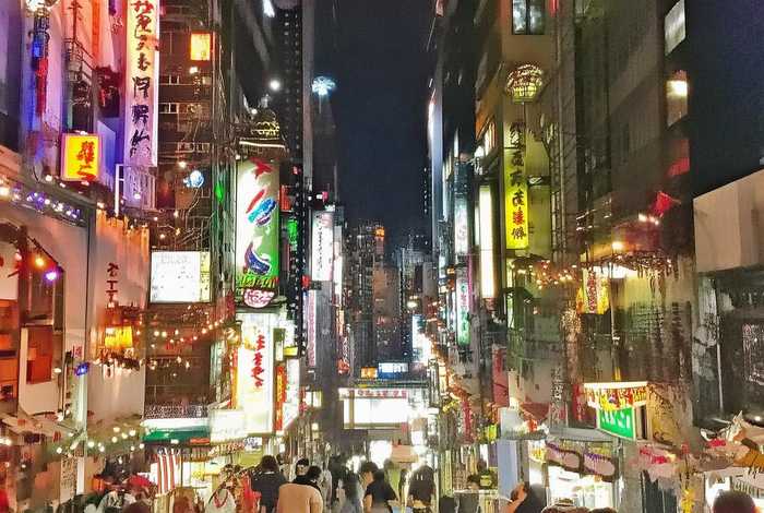 刮骨疗伤故事内容概括、刮骨疗伤故事内容概括50字