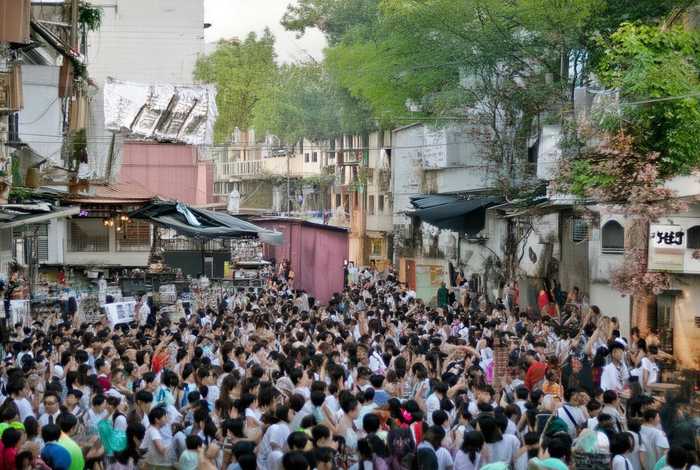 康有为历史故事以及感受，康有为历史故事以及感受50字