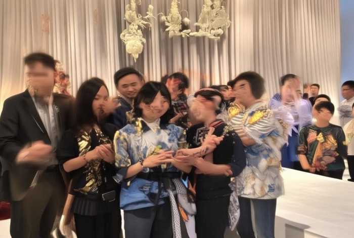 少年中国说历史故事、少年中国说背后的历史故事5o字