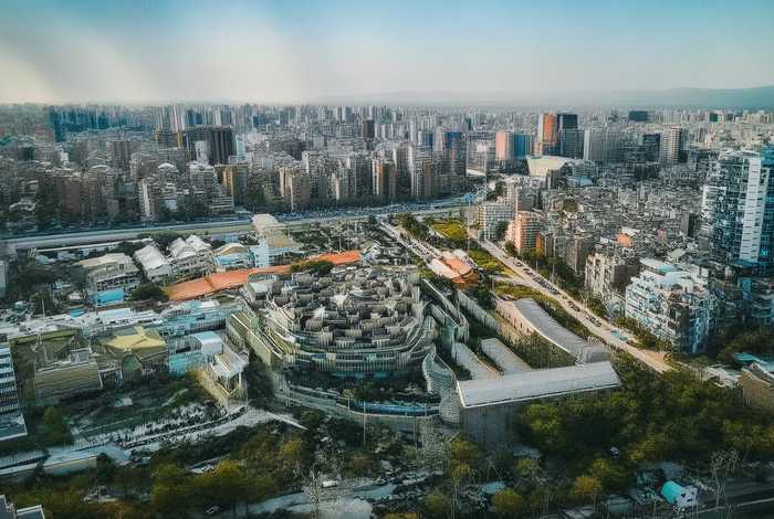 中国红色文化精神故事,中国红色文化精神故事100字 中国红色文化精神故事,中国红色文化精神故事100字