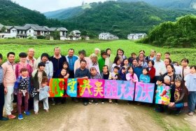 中国扶贫故事100例 - 中国扶贫故事100例视频