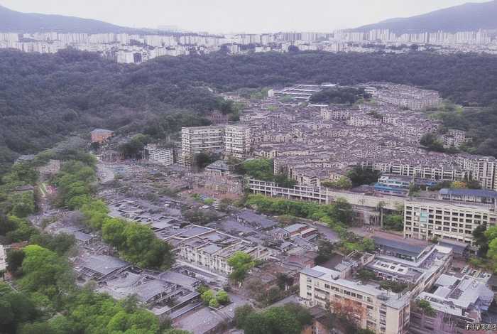 中国历史狄仁杰故事简介概括，中国历史狄仁杰故事简介概括50字