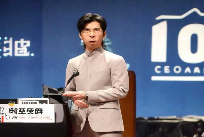 中国的黑天鹅事件是什么意思（黑天鹅事件 用中国话解释）