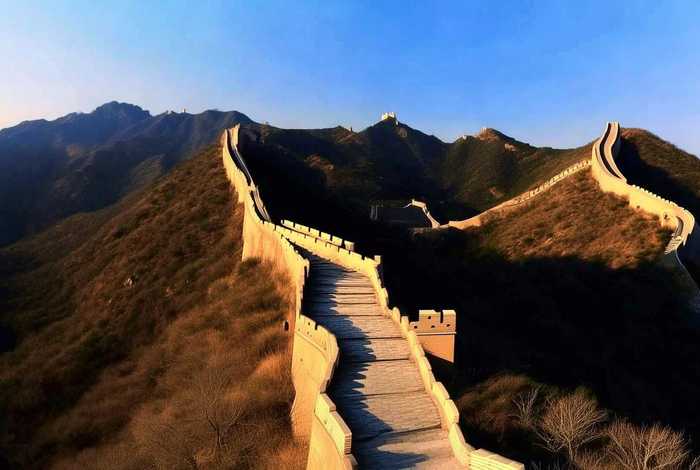 中国长城历史简介；中国长城历史简介300