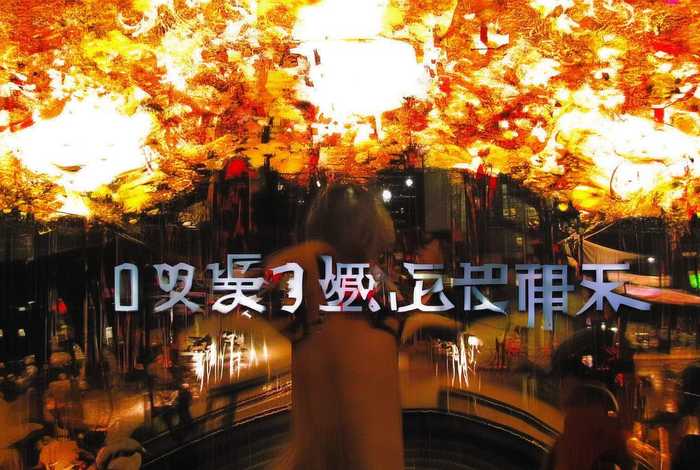 中国历史人物故事复述仔细写70个字；中国历史人物故事复述仔细写70个字左右