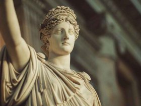 世界历史人物版权问题有哪些；世界历史人物版权问题有哪些呢