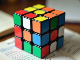 魔方的来历故事视频，魔方的来历故事视频大全