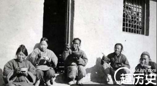 清朝-清朝最后一个皇帝，溥仪统治下的老旧照片