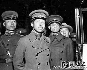 西安事变-西安事变谁活捉蒋介石 又是谁背叛了张学良？